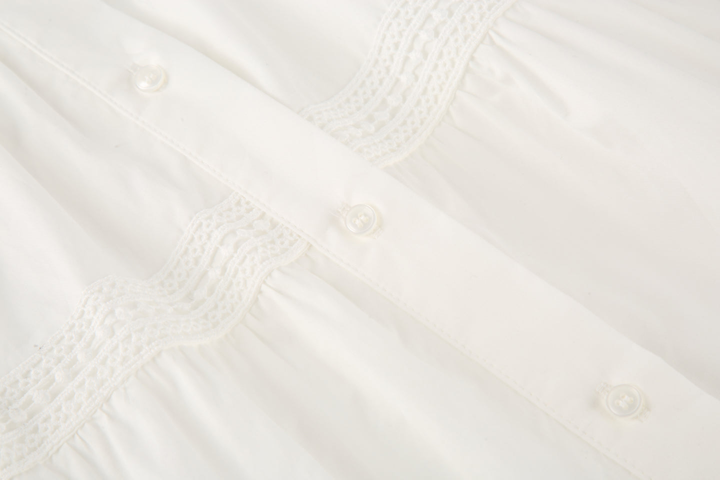 The Sleeveless Zandra Dress