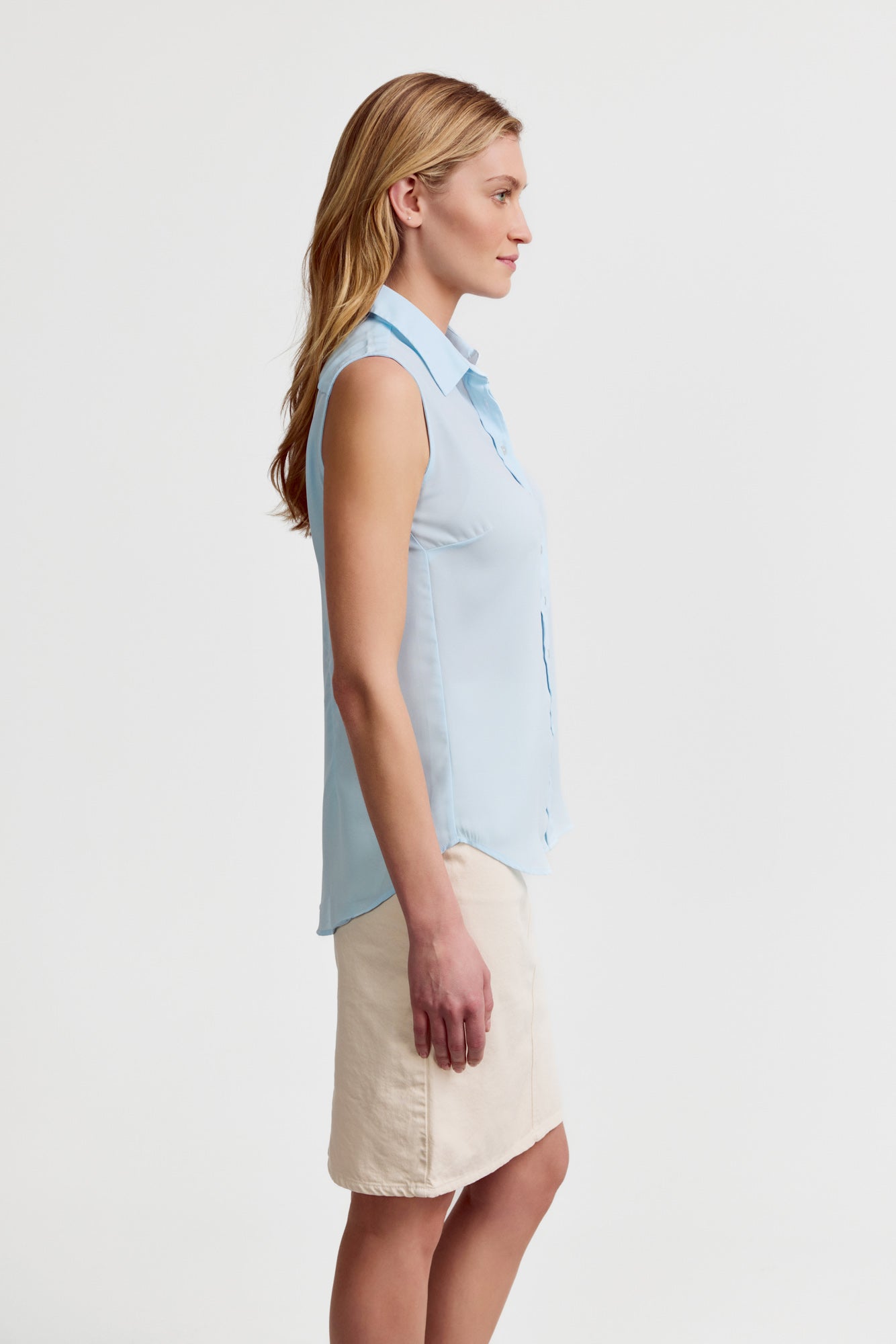 The Signature Sleeveless Shirt