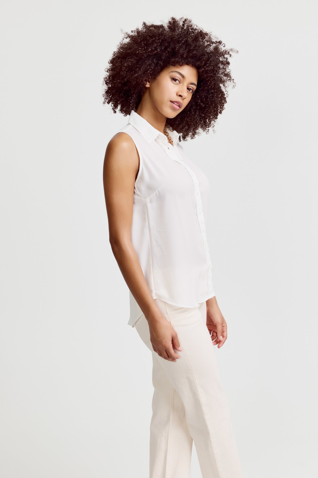 The Signature Sleeveless Shirt