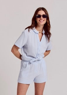 The Short Sleeve Shirt with Loose Back