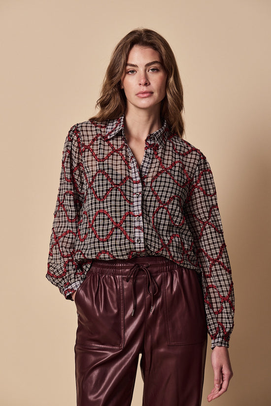 The Signature Shirt in Red Ribbon