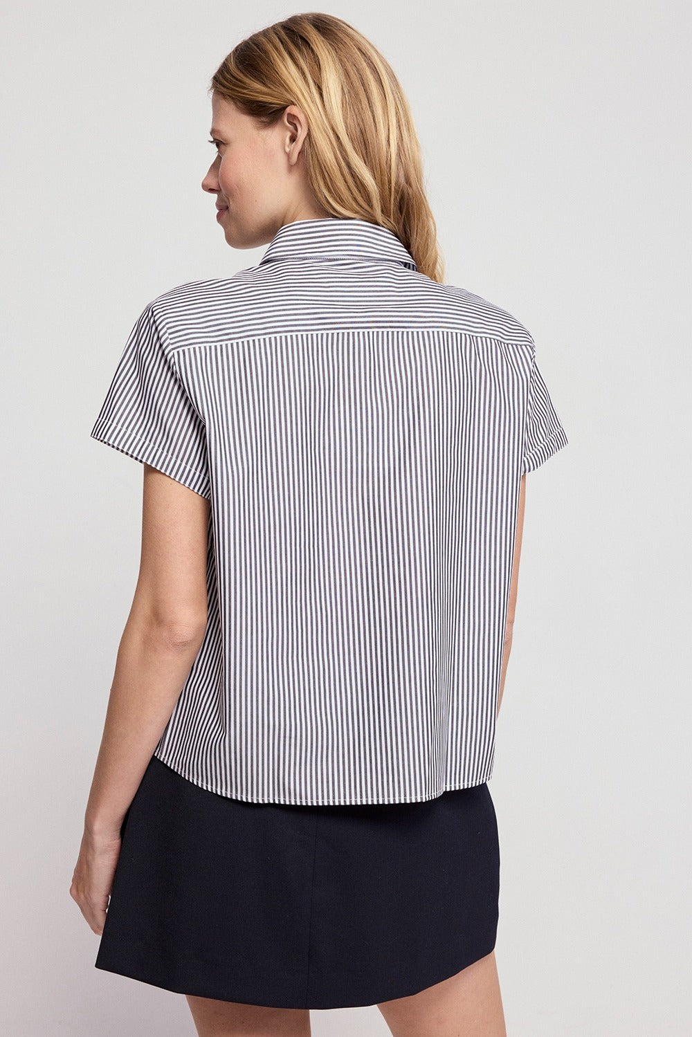 The Boxy Short Sleeve Cropped Shirt