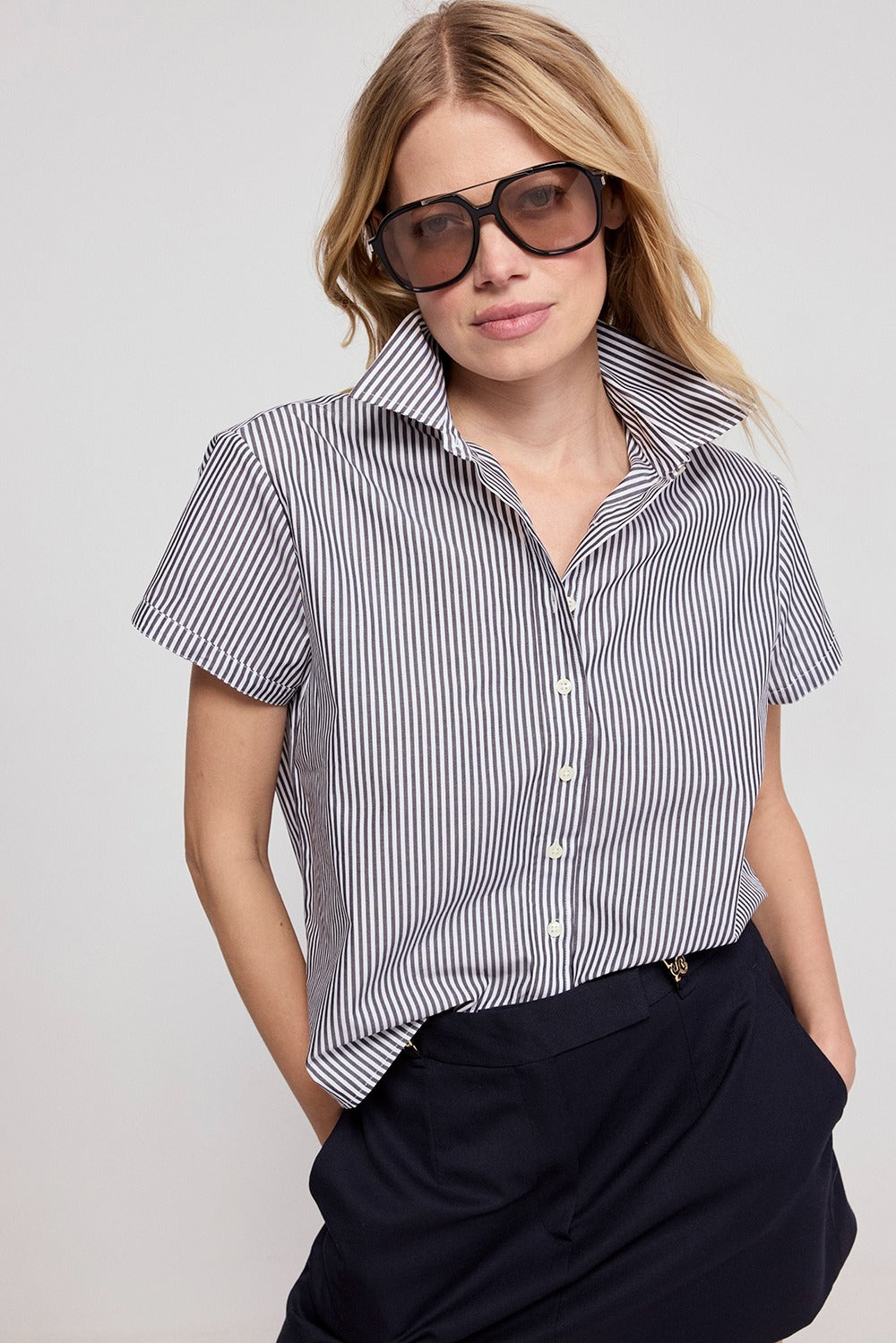 The Boxy Short Sleeve Cropped Shirt