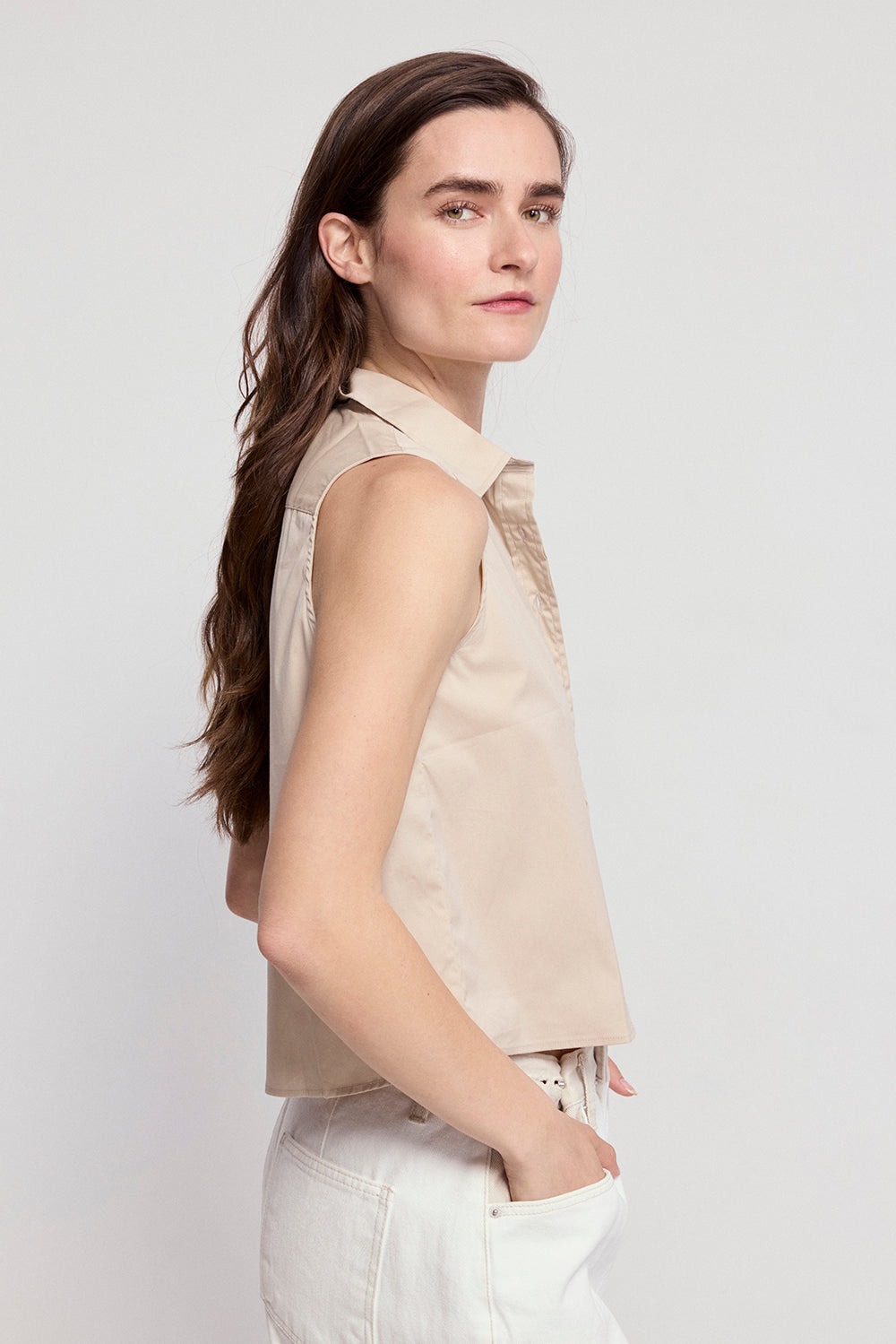 The Boxy Cropped Sleeveless Shirt