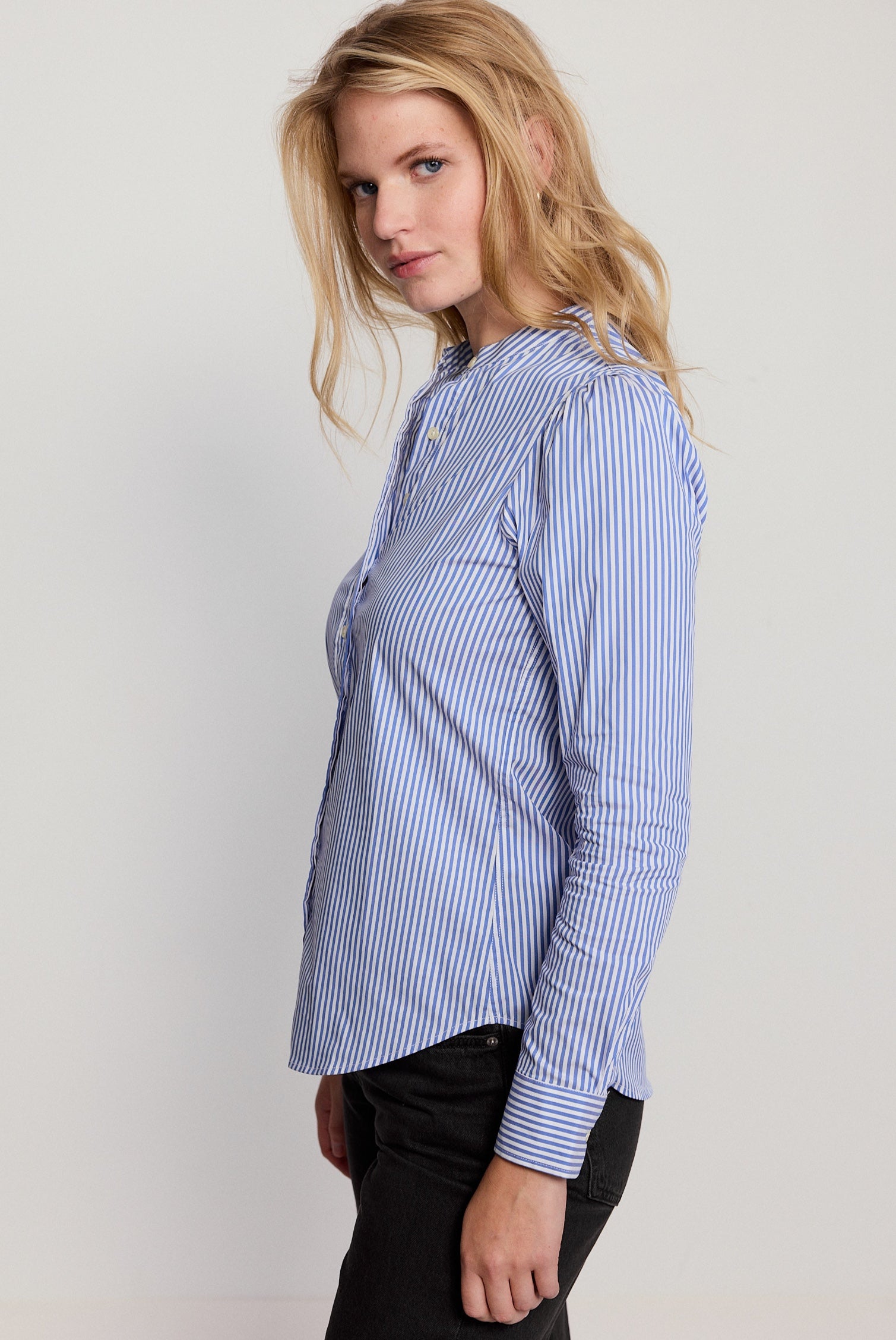 The Shirt by Rochelle Behrens - The Puffed Shoulder Shirt - Blue