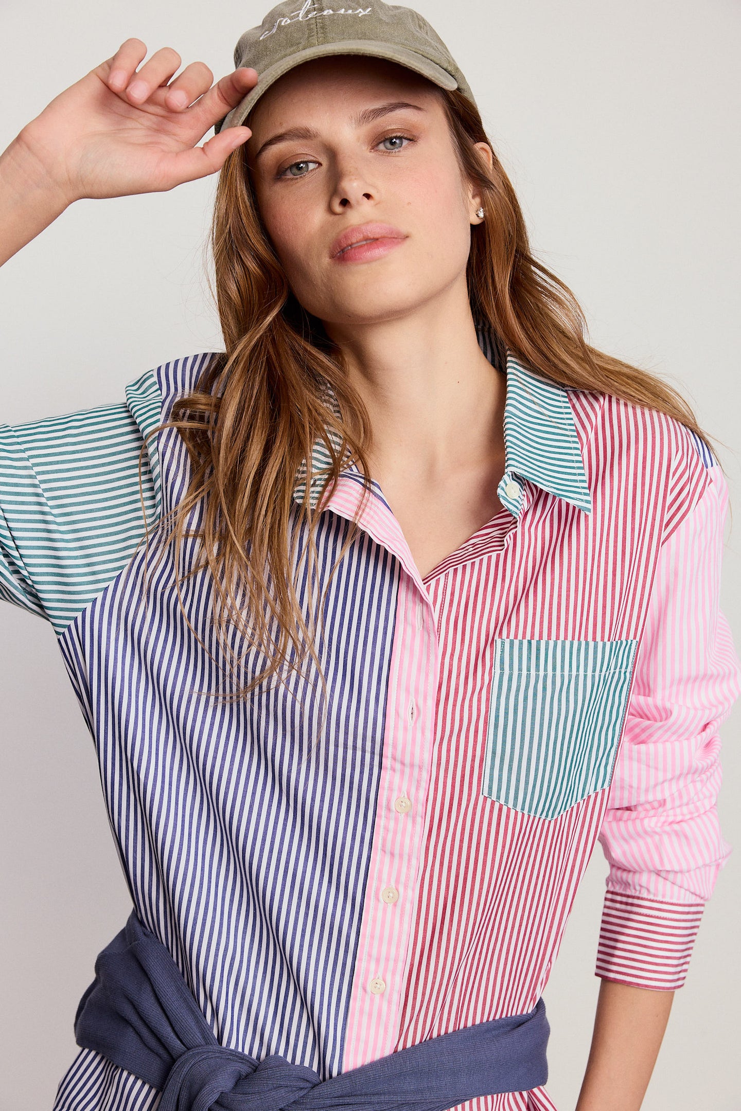 The Boyfriend Shirt in Multicolor Stripe
