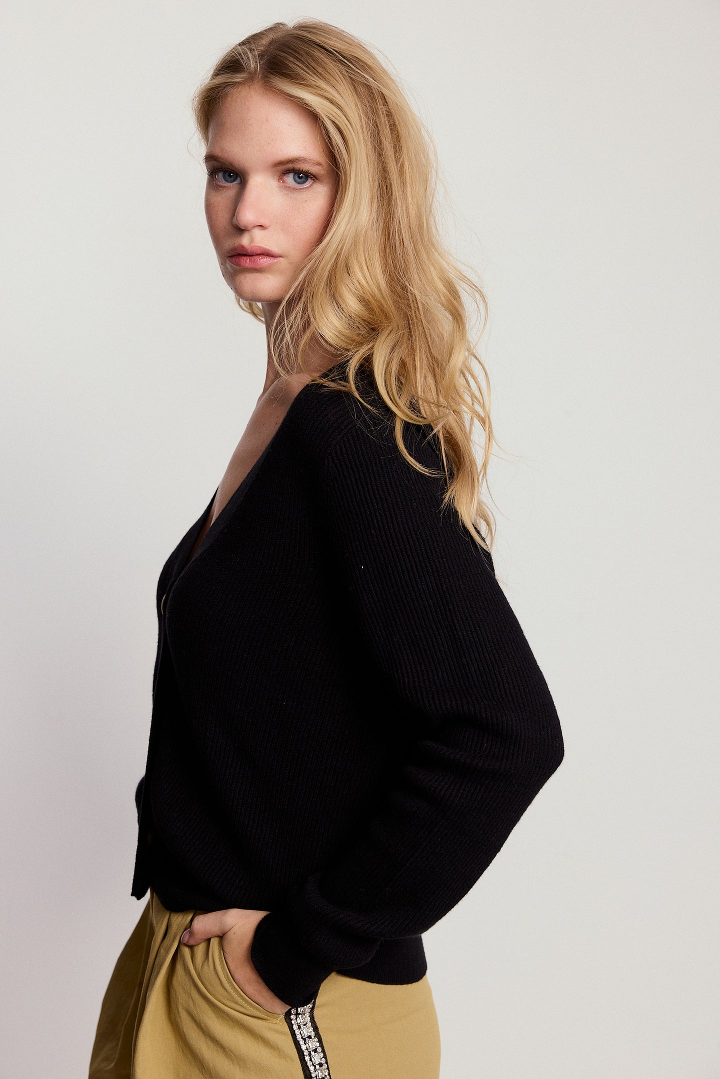 The V-Neck Cotton Cashmere Sweater