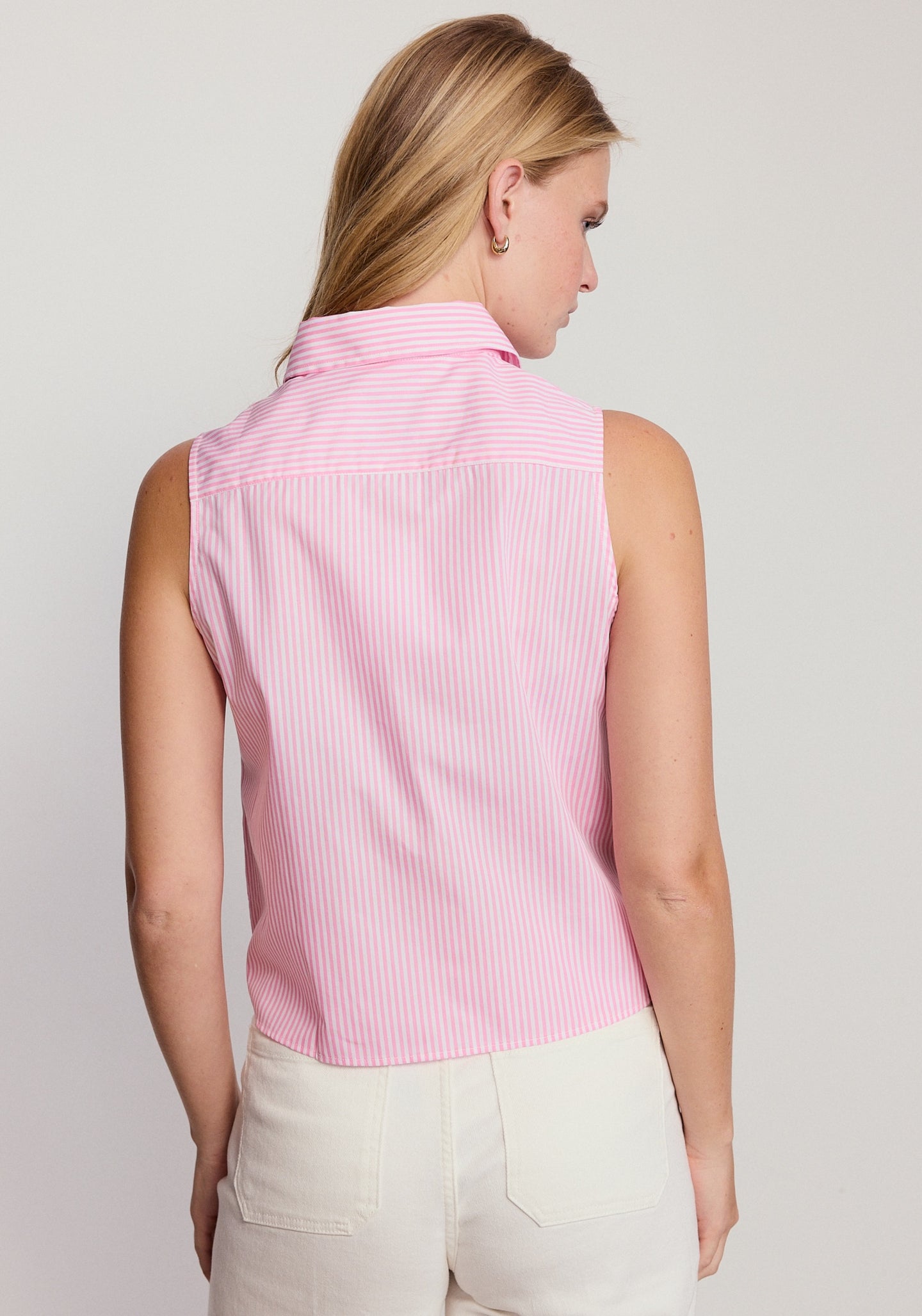 The Boxy Cropped Sleeveless Shirt