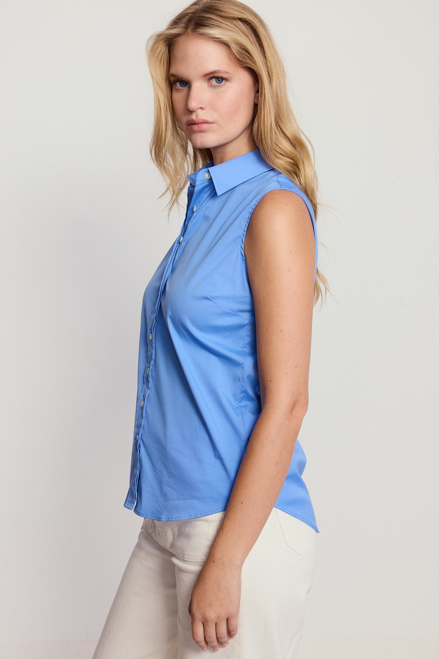 The Sleeveless Shirt