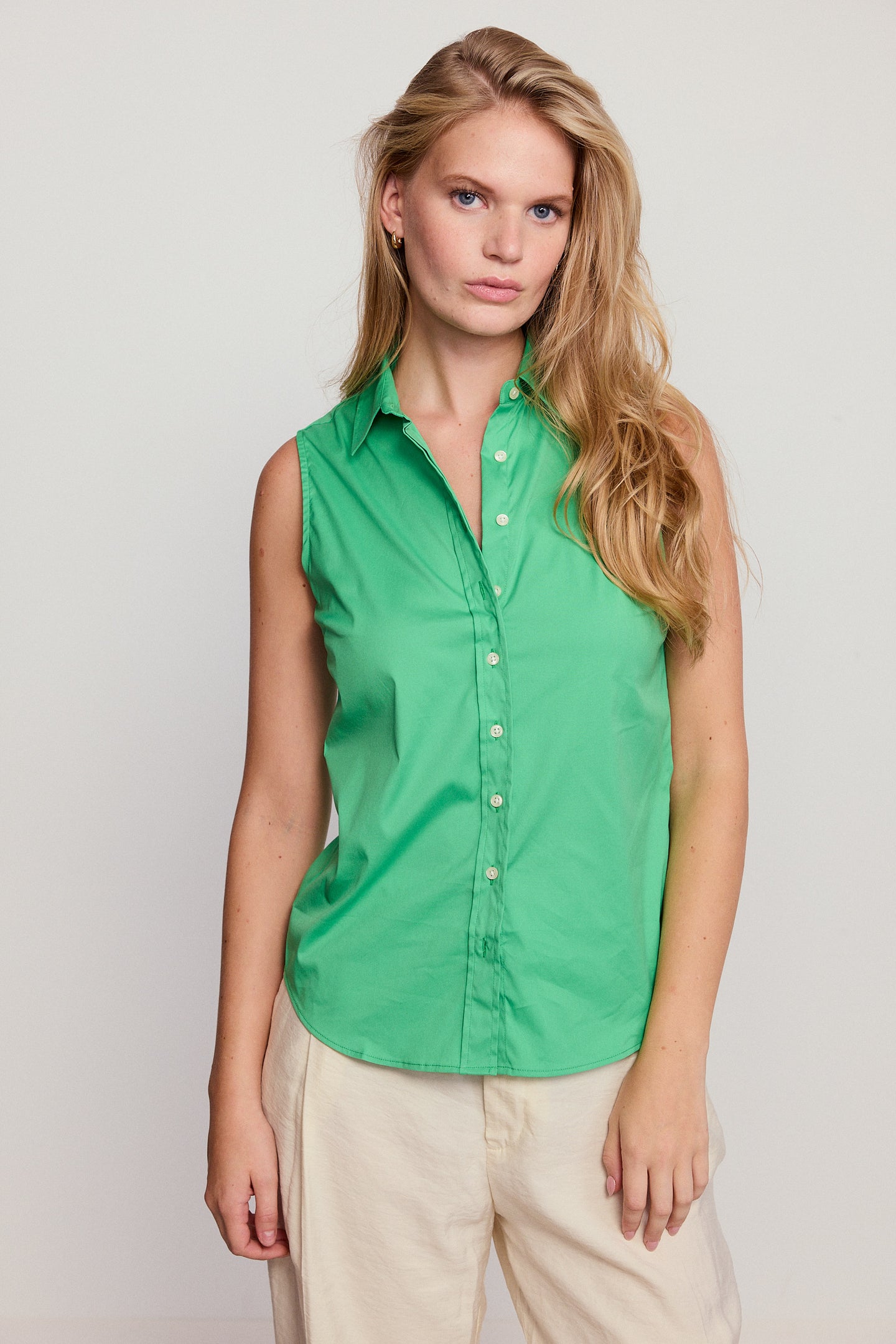 The Sleeveless Shirt