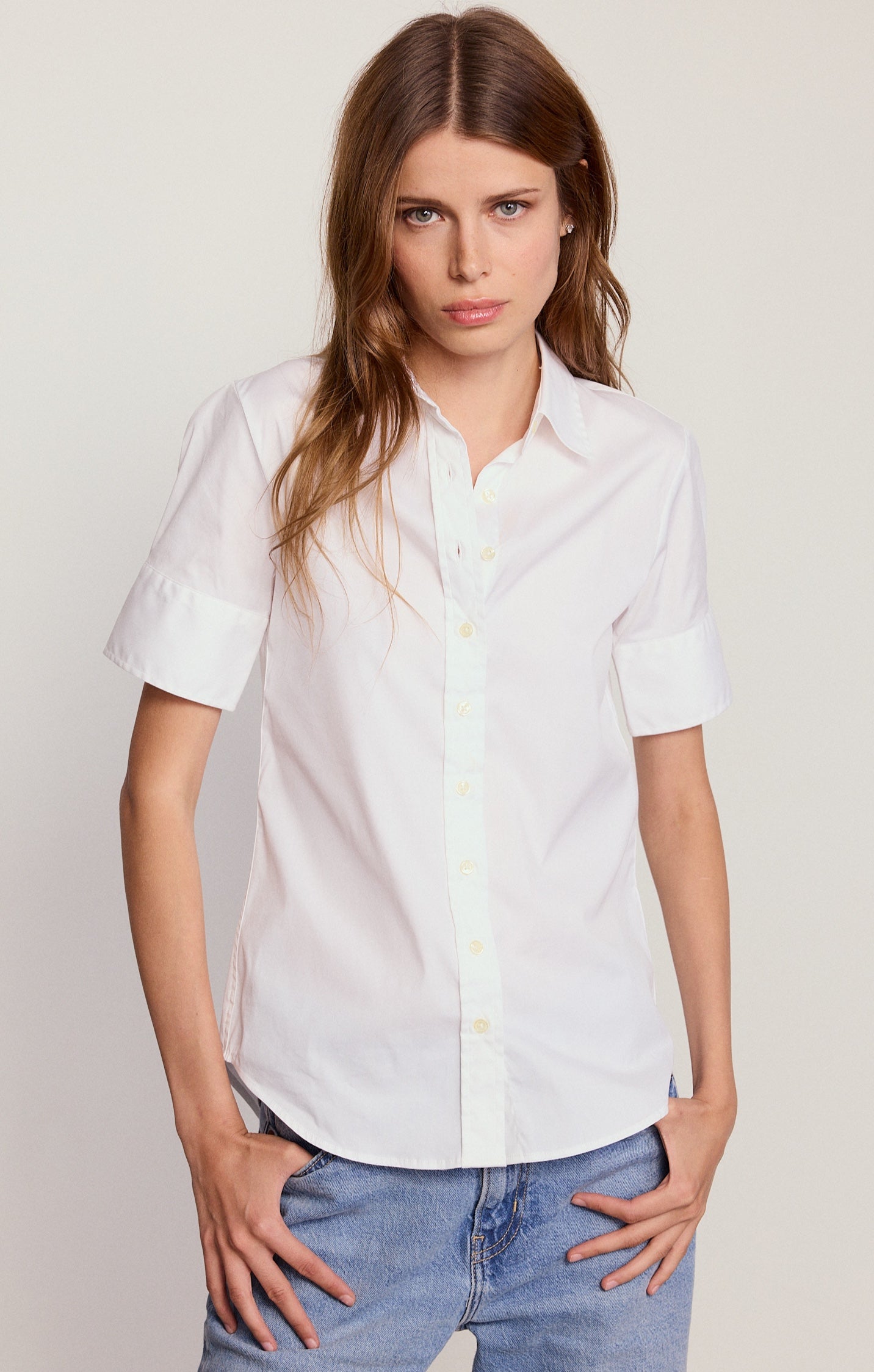 The Shirt - The Short Sleeve Shirt in White, Women's Size XL - No Gape Technology for The Perfect Fit The Shirt - The Short Sleeve Shirt in White, Women's Size XL - No Gape Technology for The Perfect Fit