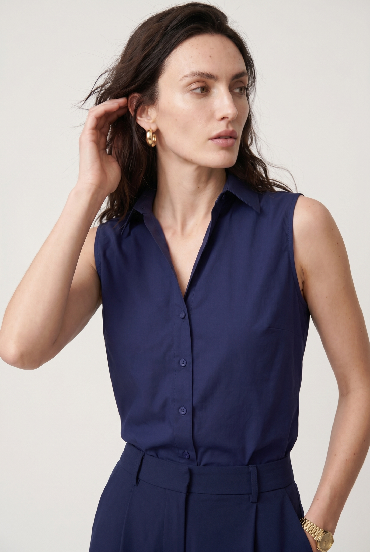 The Sleeveless Shirt