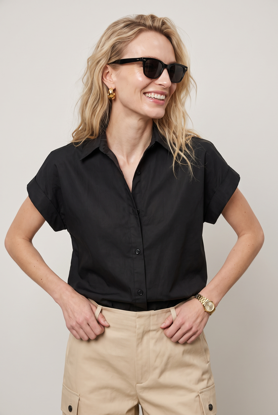 The Short Sleeve Boyfriend Shirt in Cotton