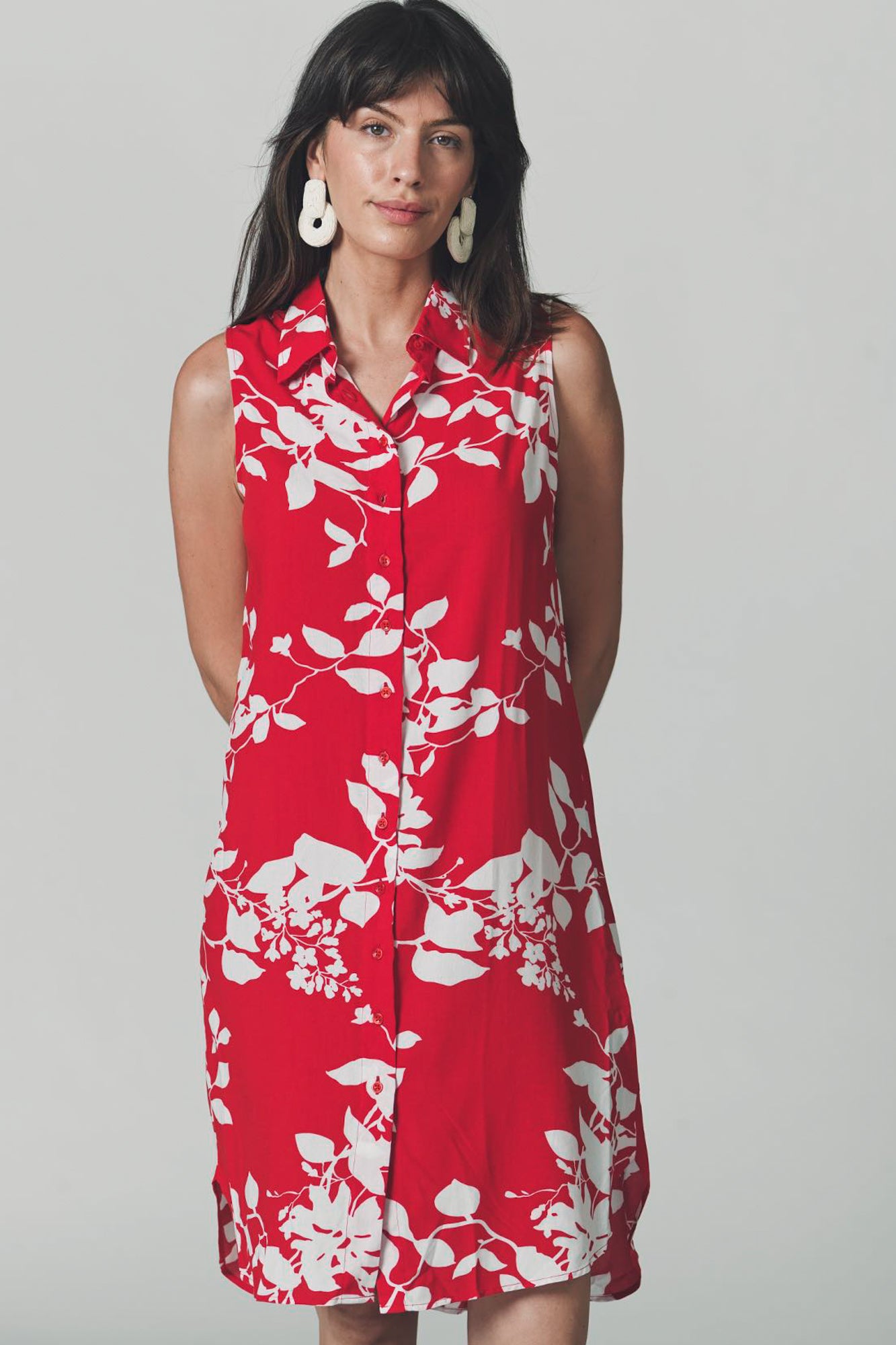 The Sleeveless Shirt Dress