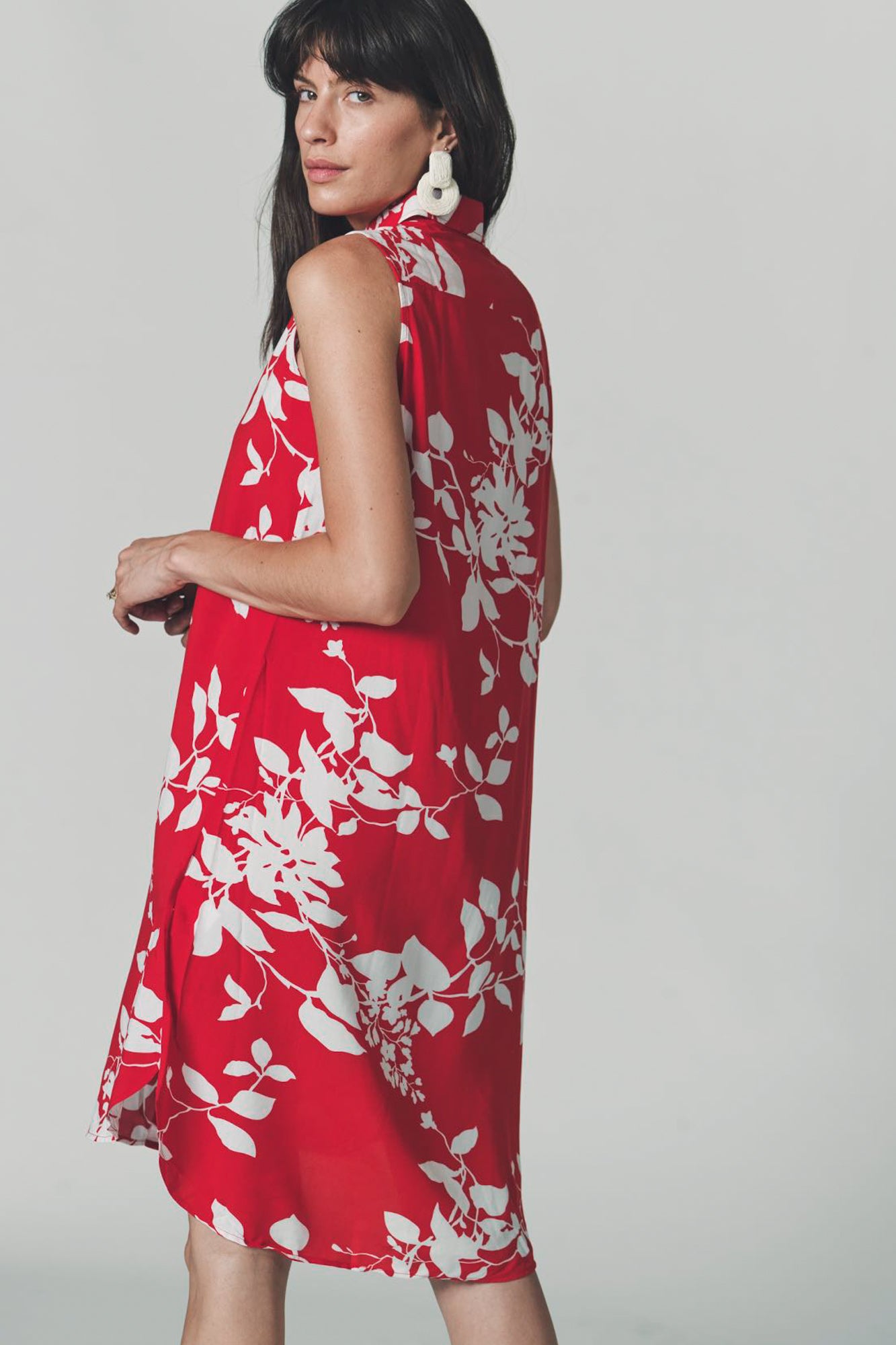 The Sleeveless Shirt Dress