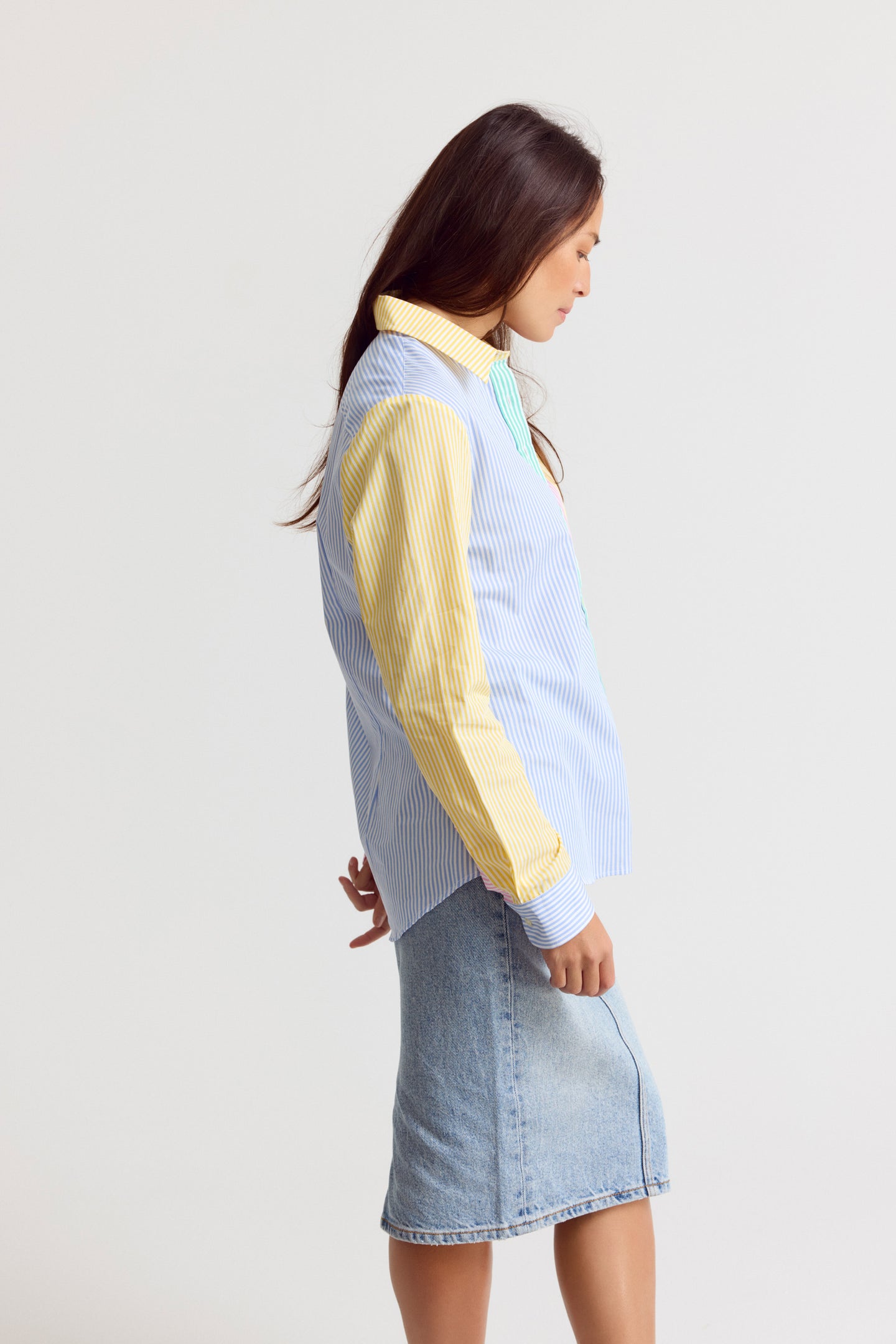 The Boyfriend Shirt in Multicolor Stripe