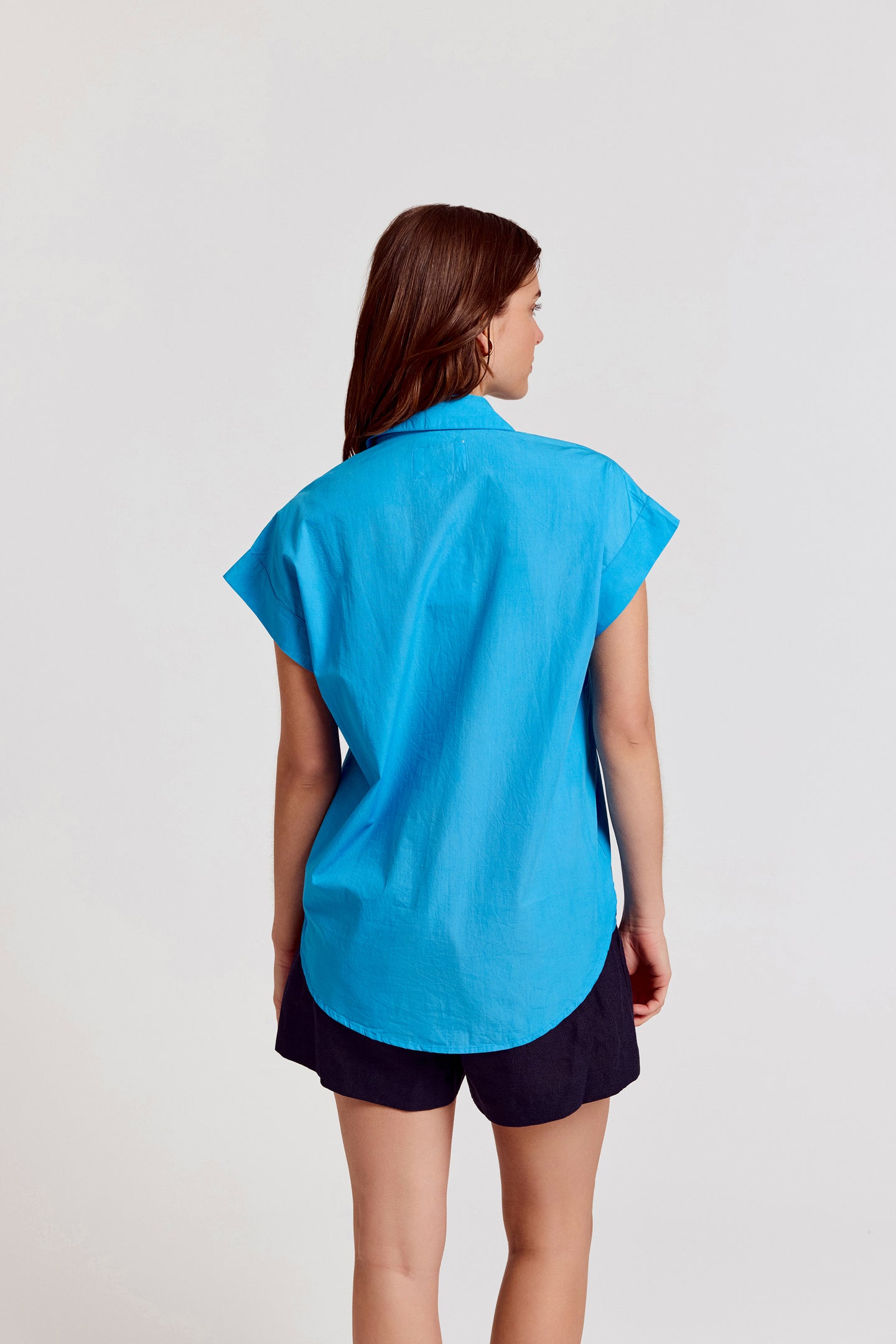 The Short Sleeve Boyfriend Shirt in Cotton