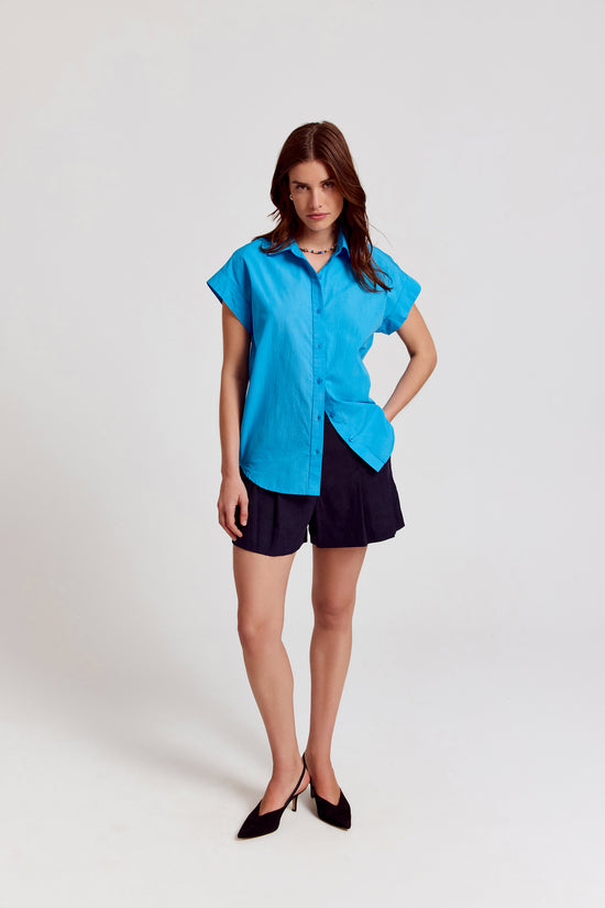 The Short Sleeve Boyfriend Shirt in Cotton